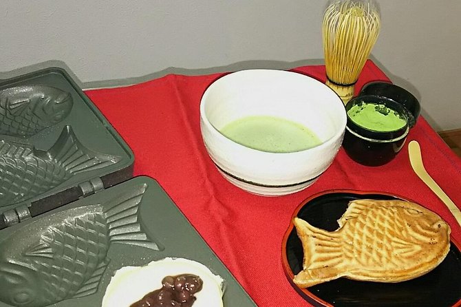 Osaka Cooking Class: Okonomiyaki &Japanese cuisines experience - Takoyaki in the Pan: Timing, Turning, and Crisp Edges