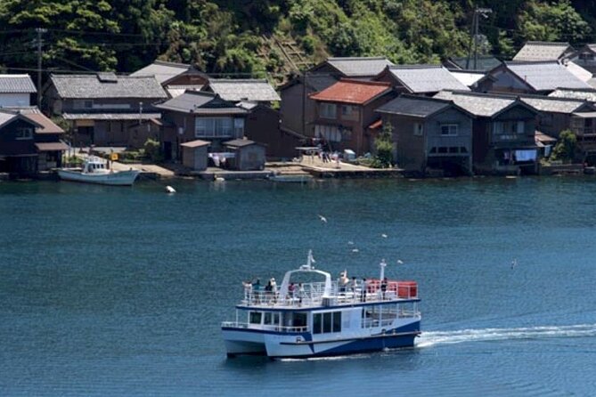 Osaka Day Tour: Amanohashidate & Ine Bay - Lunch reality check: shabu-shabu or a meal voucher, and how to avoid disappointment
