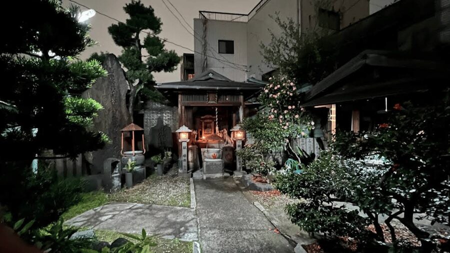 Osaka: Deep Backstreets Walking Tour with Dinner Option - Back Alley Food Stops: Two Side Dishes That Teach You How to Eat Here