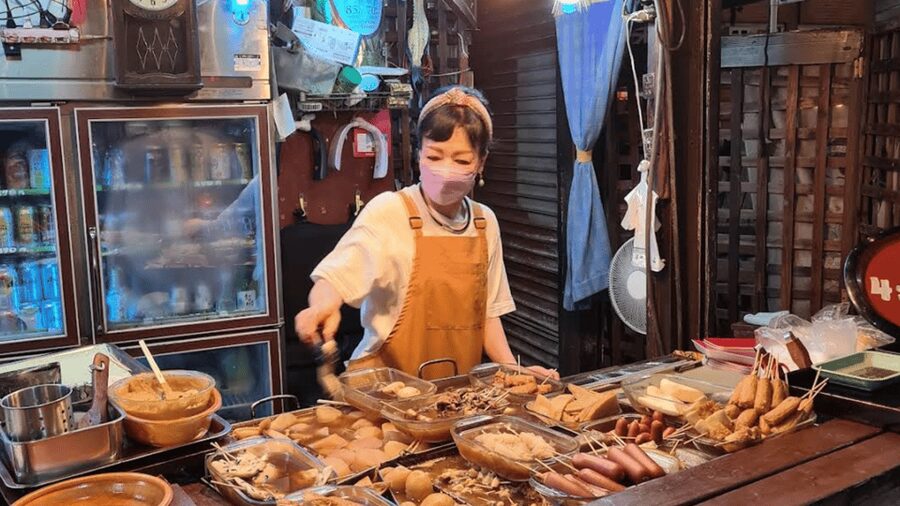 Osaka: Deep Backstreets Walking Tour with Dinner Option - Retro Osaka Warm-Up: Games, Markets, and Nightlife Clues