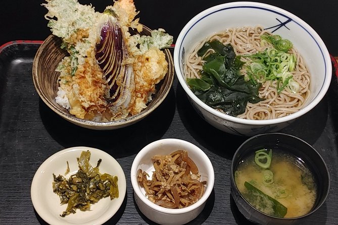 Osaka Dotonbori Daytime Food Tour - Sennichimae and the Shotengai Feel, Doguyasuji Style