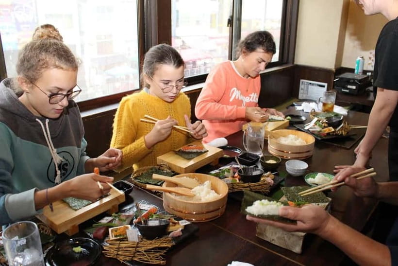 Osaka Dotonbori: Hand Roll Sushi Experience - Sushi Rice Lessons You Can Actually Taste