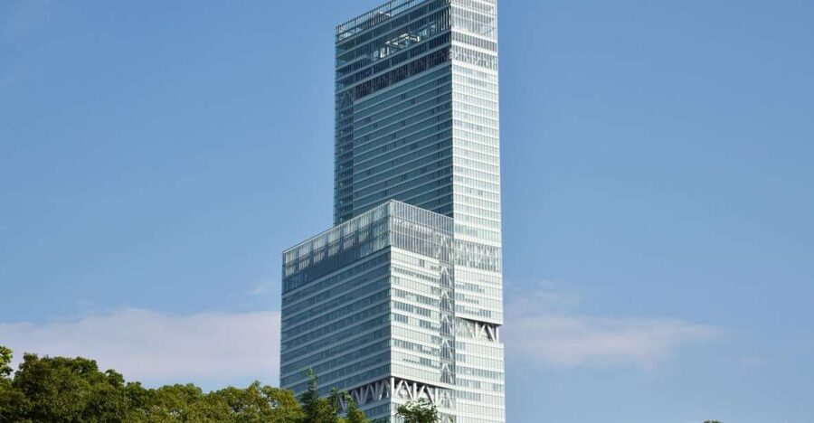 Osaka: Full-Day Sightseeing Tour by Private Vehicle - Why Osaka feels different from Tokyo, and why this tour fits