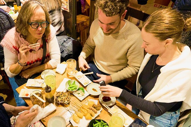 Osaka: Guided Food Tour with 12 Dishes at 4 Local Eateries - A typical evening flow (and what you might taste)