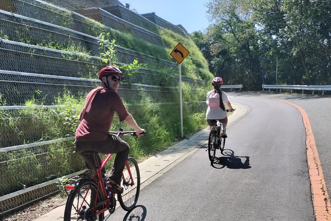 Osaka Half-day E-bike Adventure: Minoh Falls & Katsuoji Temple - Getting to Minoh Cycles: meeting point, timing, and first steps
