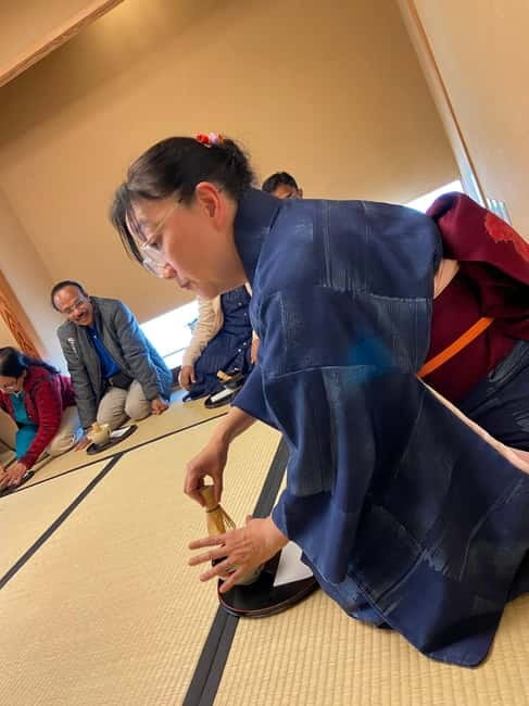 Osaka; Japanese Tea ceremony experience, Macha and Sencha - Step Into a Tatami Tea Room in Osaka