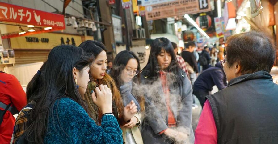 Osaka: Kuromon Market Food Walking Tour (6 stops, 6 tastes) - Key highlights at a glance