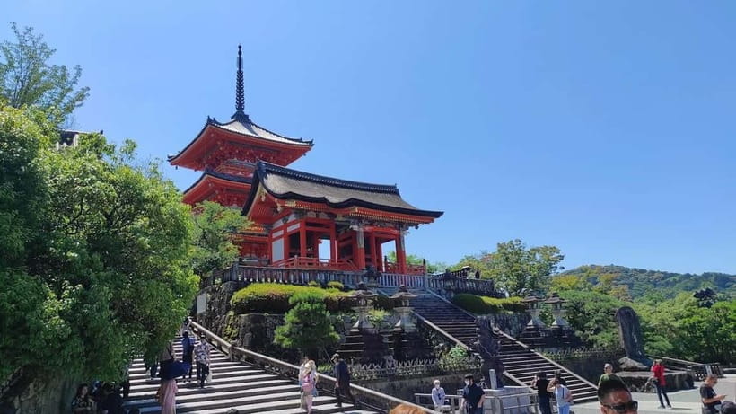 Osaka: Kyoto & Uji Historical Sites and Scenic Delights Tour - Uji Shrine and Byodo-in: The 10-Yen Coin Moment