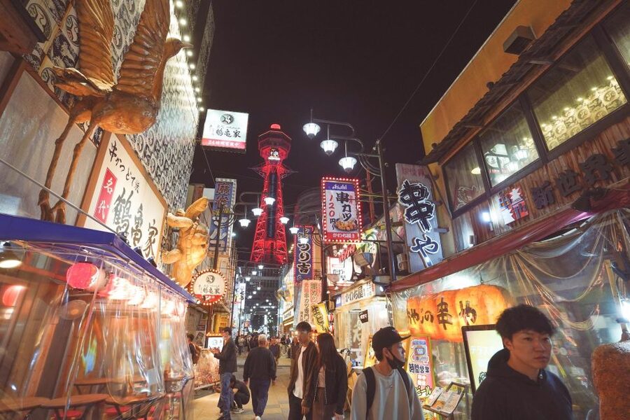 Osaka: Local Foodie Tour in Dotonbori and Shinsekai - Shinsekai to Dotonbori after dark, the Osaka way
