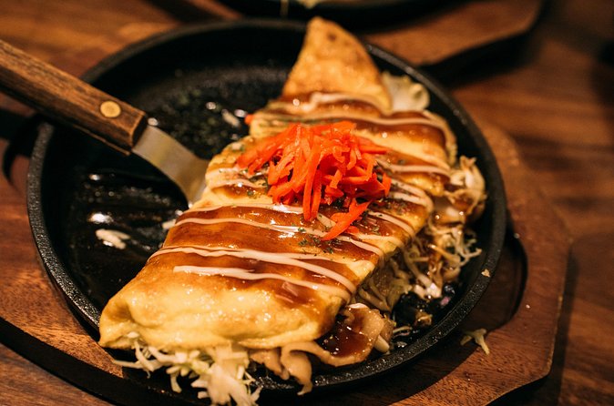 Osaka: Namba Local Food Walking Tour (Taste 15 Dishes) - Stop 3 in Nanbanaka: Sashimi and the Osaka Night-Eating Mood