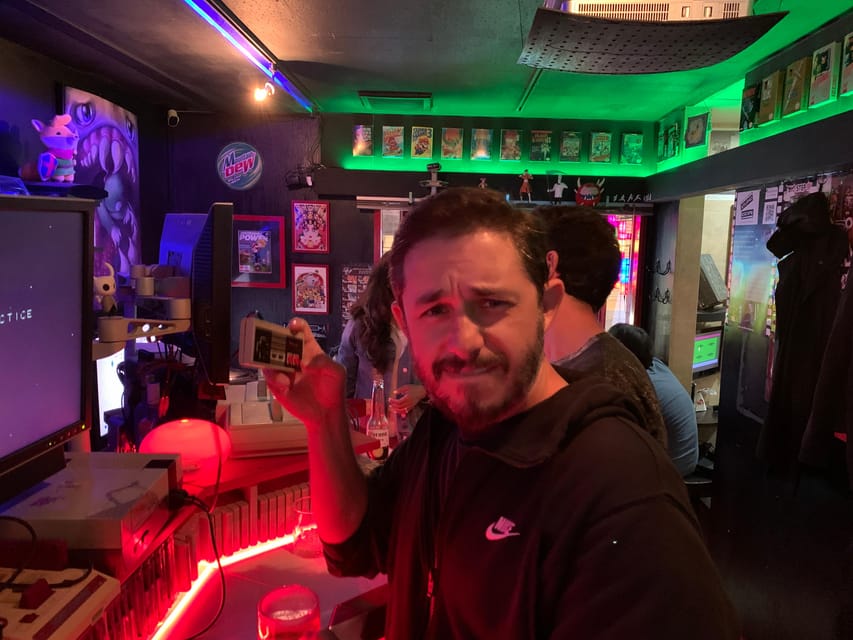 Osaka: Namba Pub Bar Crawl with a Local Guide - Rain plans, IDs, and the rules that keep the night smooth