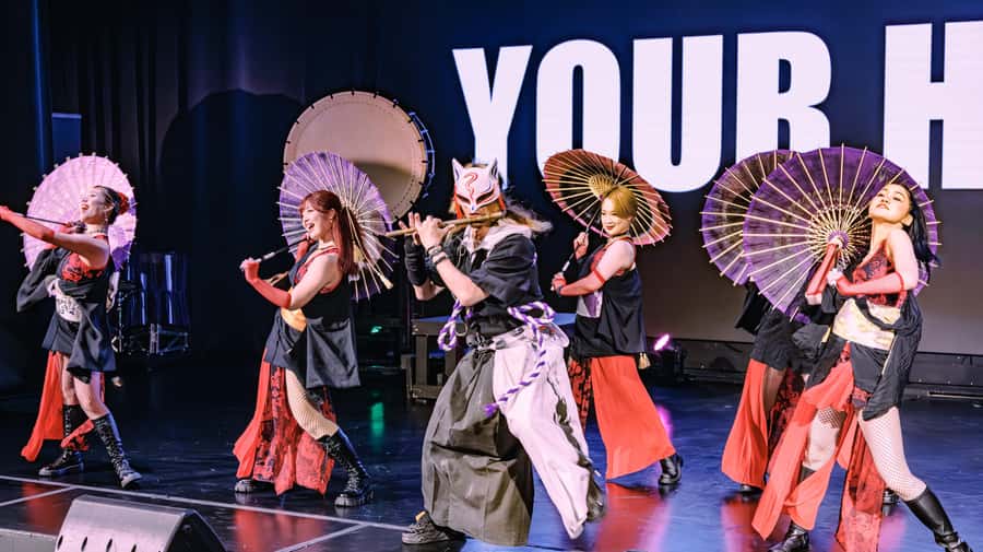 OSAKA NIGHT FUSION Japanese Taiko Kabuki Samurai Dance Show - Audience Participation: How to Join In Without Feeling Lost