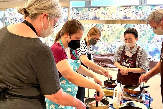 Osaka Okonomiyaki Cooking Experience! - Why This Osaka Okonomiyaki Class Feels Different Than Dinner