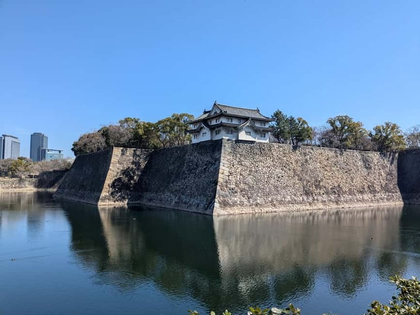 Osaka: Osaka Castle Guided Tour with Local Guide - Key things to know before you go