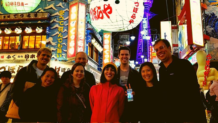 Osaka: Shinsekai Food Tour with 13-15 Dishes at 5 Eateries - Izakaya time: kitsune udon, yakitori, chicken wings, and nagaimo