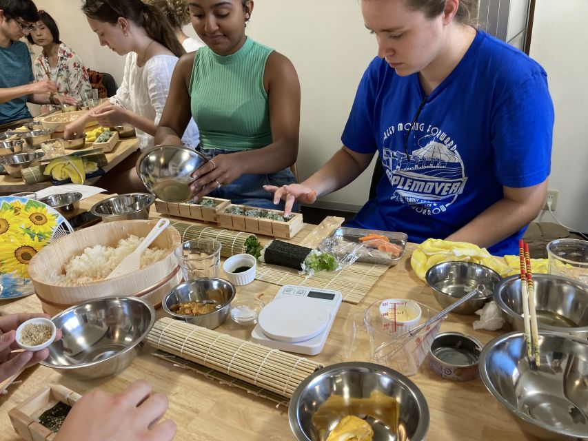 Osaka: Sushi Class in Dotonbori - Getting to Cooking Sun Osaka room 202 without stress