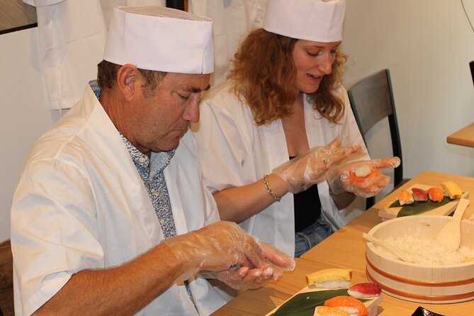 Osaka Sushi Making Experience - What you make in 90 minutes: 12 pieces, nigiri and gunkan-sushi