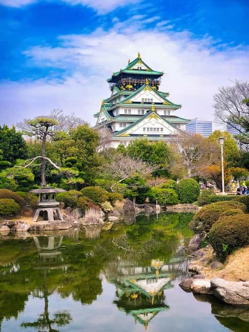 Osaka: Walking Tour and Top Highlights - Shinsekai: Tsutenkaku, Retro Streets, and a Built-In Break