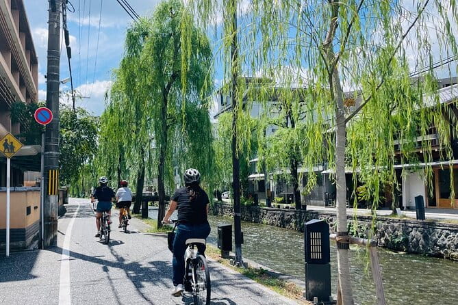 Pedal Adventure Kyoto's iconic landmarks on an e-bike tour - Meeting at 19 Shōgoin Higashimachi and getting set up fast