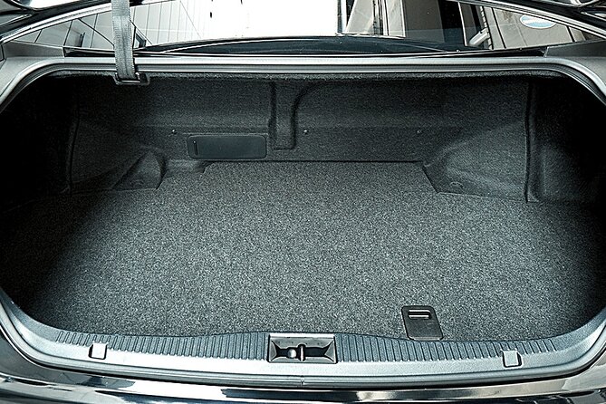 Private arrival Transfer from Kansai airport to Osaka city - Drop-off points in Osaka: door-to-door beats station hopping