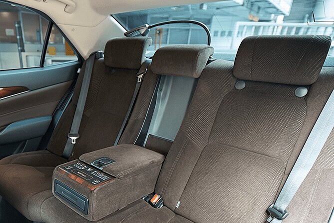Private departure transfer from Tokyo city to Tokyo Haneda Airport(HND) - Drop-Off at Haneda: Direct and Focused