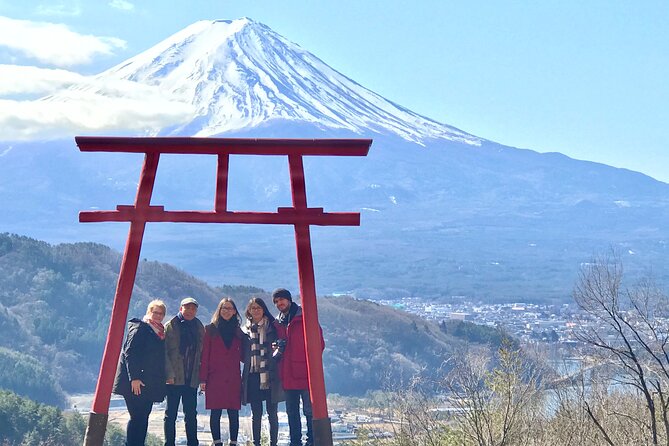 Private guided hidden gems tour by local English speaking driver - Why Fujikawaguchiko feels better with a private, English-speaking plan