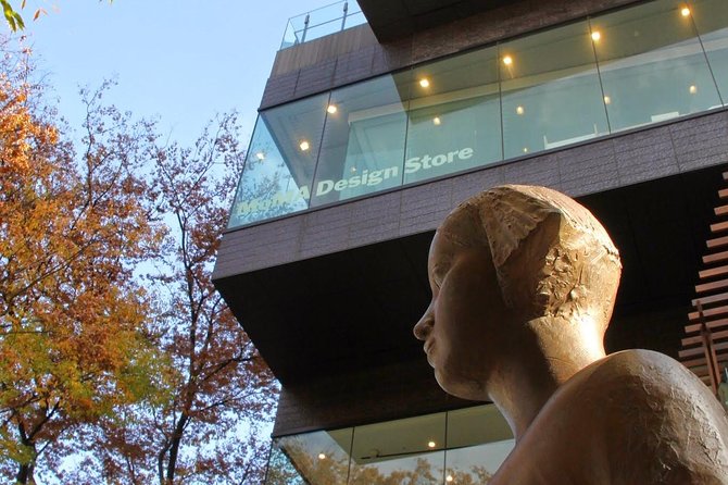 Private Harajuku Omotesando Architecture Walking Tour - Prada glass, vertical gardens, and other design moments you can feel