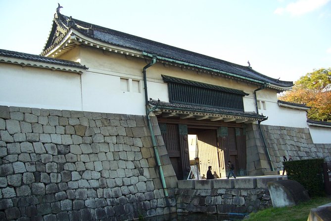 Private Highlights of Kyoto Tour - Southeast route highlights: torii gates at Fushimi Inari and hillside views at Kiyomizu-dera