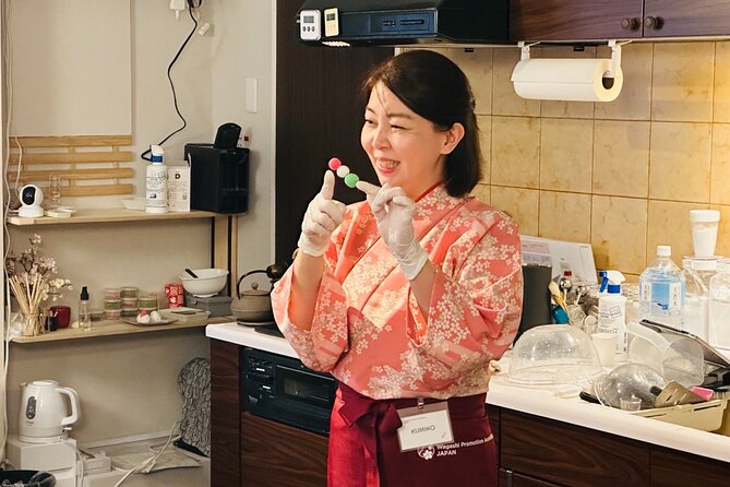 Private Mochi Sweets Making class near Shibuya area - Price and value: is $79.28 per person fair in Tokyo?