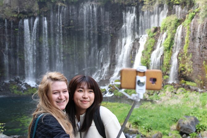 Private Mt Fuji Tour from Tokyo: Scenic BBQ and Hidden Gems - Arakurayama Sengen Park: Panoramic Fuji Photos with Built-In Viewpoints