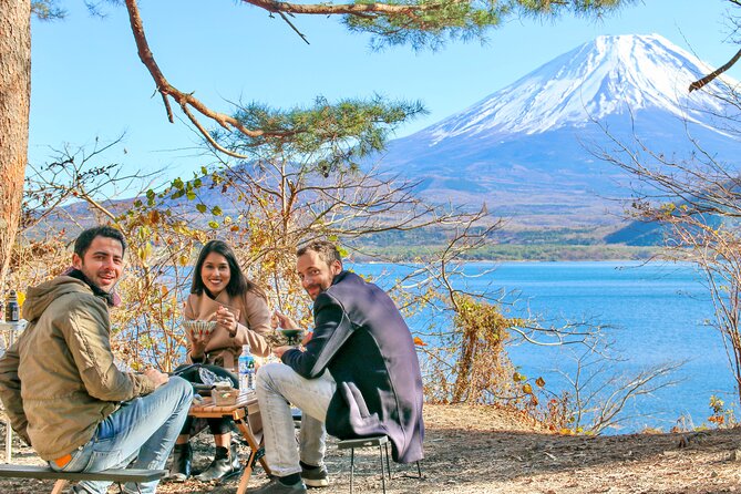 Private Mt Fuji Tour from Tokyo: Scenic BBQ and Hidden Gems - Lake Motosuko and Lakeside BBQ: The Day’s Favorite Pause