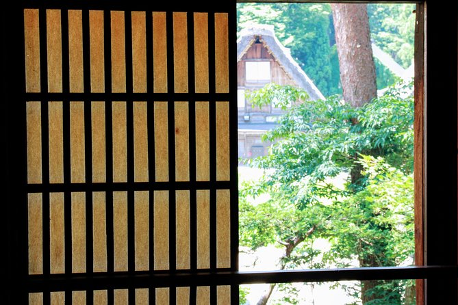 Private Tour Kanazawa, Shirakawago, Hida Furukawa,Takayama - The English-speaking driver: storytelling, safety, and useful hosting