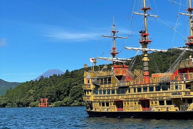 Private Tour to Mt Fuji and Hakone with English Speaking Driver - Lake Kawaguchiko and Oishi Park: maximizing your Fuji photo chances