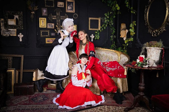 Professional Cosplay Photography Experience with English Guide - Edited digital photos by email: what you really get to keep