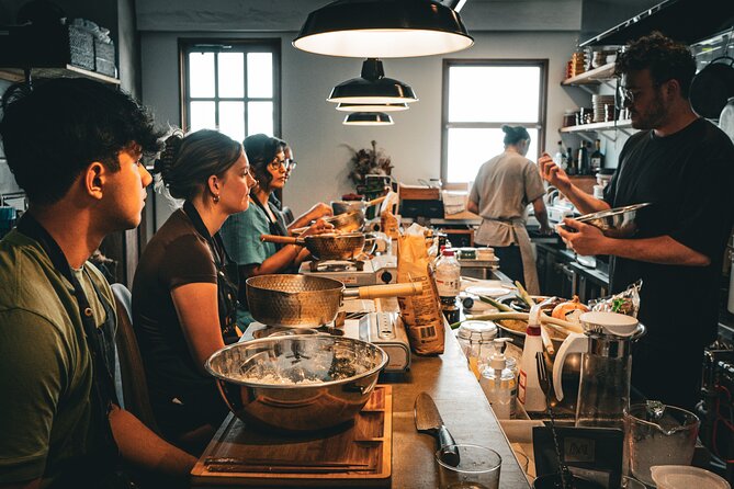 Professional Ramen & Gyoza with Ramen Chef in a restaurant! - Choosing between two broths: tailoring flavor, not just following a script