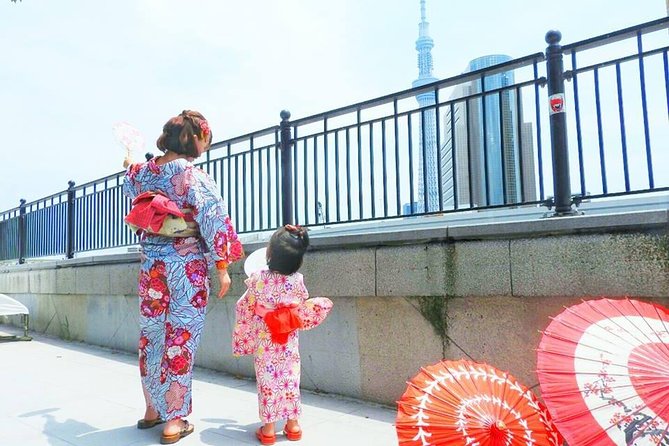 Ride a rickshaw wearing a kimono in Asakusa! Enjoy authentic traditional culture! - Getting dressed in about 30 minutes, without bringing a thing
