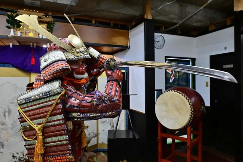 Samurai Armor & Sword experience with phot near Osaka Castle - The bow, the shrine, and dojo rules that set the tone