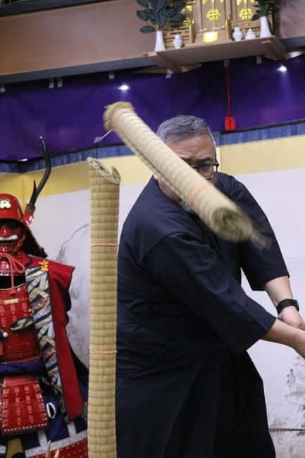 Samurai Armor & Sword experience with phot near Osaka Castle - The moment of real cutting with a samurai sword