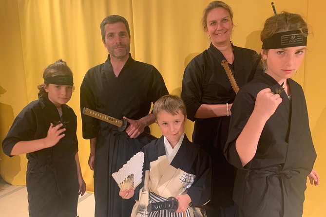 Samurai Sword Experience (Family Friendly)at SAMURAI MUSEUM TOKYO - Group Size and Timing: How to Avoid the Waiting Problem