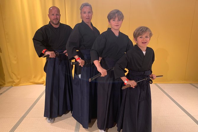 Samurai Sword Experience (Family Friendly)at SAMURAI MUSEUM TOKYO - Practical Logistics: Meeting Point, Getting There, and What to Bring