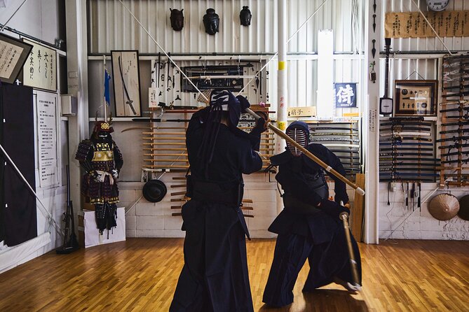 Samurai Training Experience KENDO in Osaka - Meet Toshi and Kumiko, and why small-group coaching matters