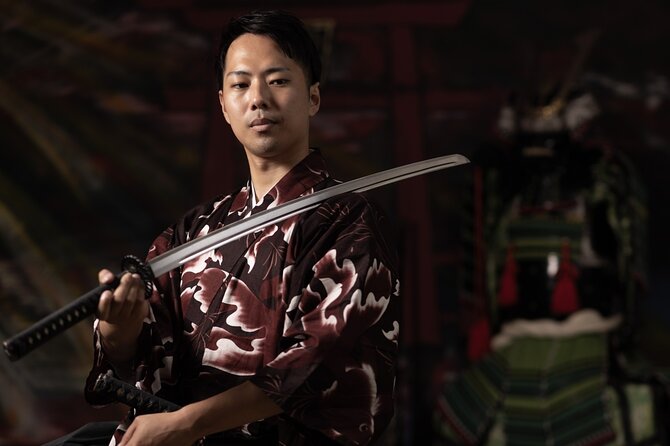 Samurai Training with Modern day Musashi in Kyoto - Learning Draw, Sheath, and Wielding: The Skills That Build Control