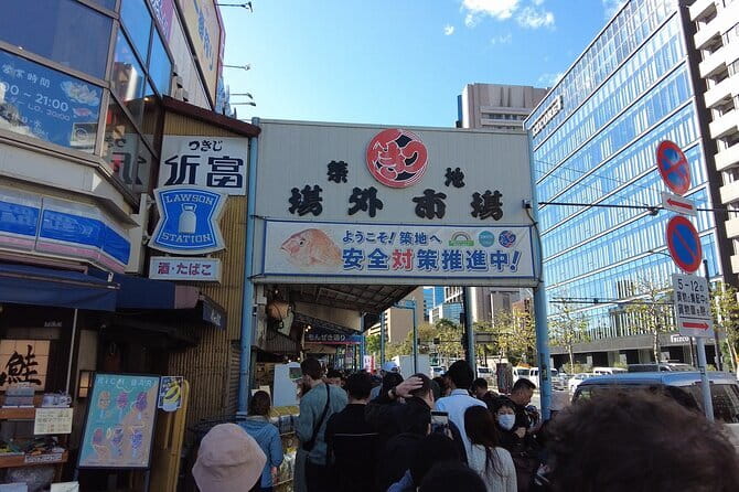 Shinjuku: Food Tour - 15 Dishes & 3 Drinks at 4 Eateries - Eating Etiquette in Small Tokyo Venues (Shoes Included)