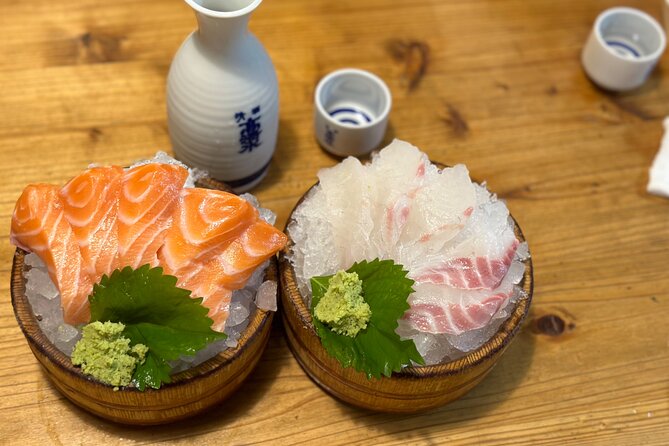 Shinjuku: Food Tour - 15 Dishes at 4 Eateries - Omoide Yokocho, Memory Lane: What You Get in 15 Minutes