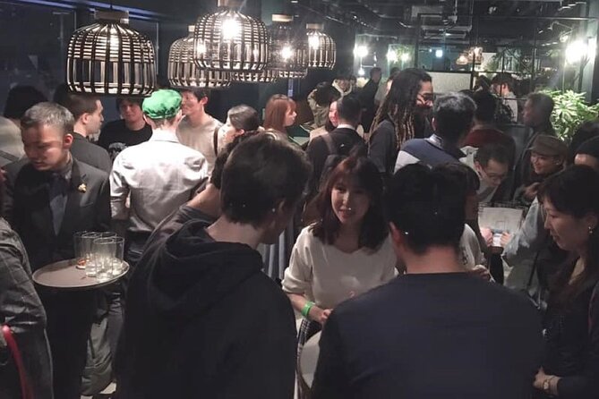 Shinjuku Locals &Traveller Meet&Drink Experience Solo going Party - Who this meetup fits best