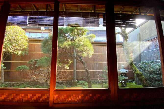 Tea ceremony and kimono experience at Kyoto, Tondaya - Touring the Machiya: Rooms, Atmosphere, and Real Craft