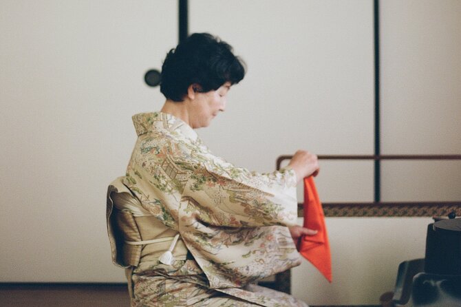 Tea ceremony by the tea master in Kyoto SHIUN AN - Tea ceremony at SHIUN AN: why Daitoku-ji matters