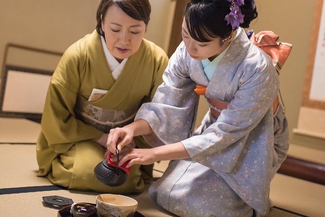 Tea Ceremony Workshop in Tokyo by the Experienced Instrucor - Chado With a Kyoto Connection, Right in Asakusa