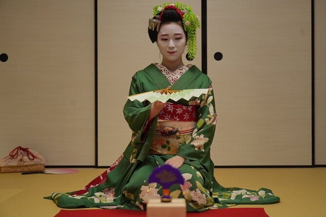 The Art of Geisha: Exclusive Show & Gion Walking Tour - The Maiko Performance, Tea, and Snacks, Up Close