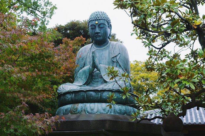 The Old Quarter of Tokyo - Yanaka Walking Tour - Nezu Shrine: red torii gates and shrine etiquette that saves you awkward moments